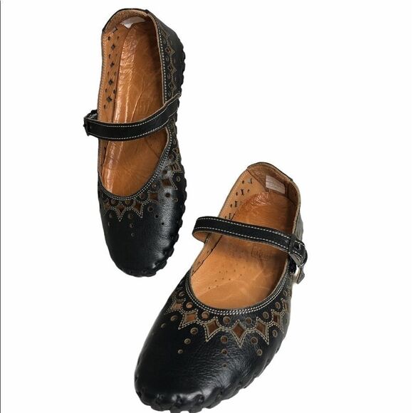 Volks Walker Mary Jane Cut Out Leather Handmade - Picture 2 of 7